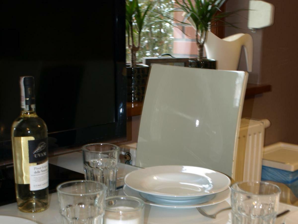 Apartament Przy Parku Wrocław Kültér fotó